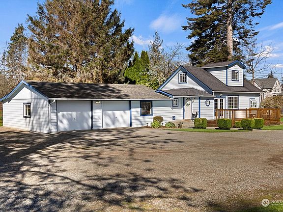 3rd image of 38421 SE Newton Street