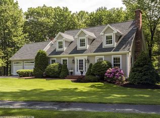 9 Lower Falls Rd, Falmouth, ME 04105