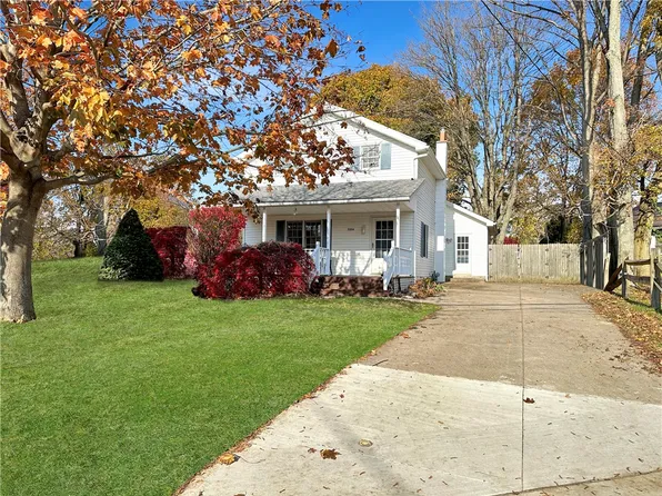 7256 Old Ridge Rd, Fairview, PA 16415