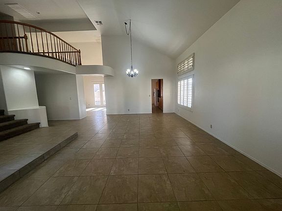 2nd image of 2516 Dayspring St