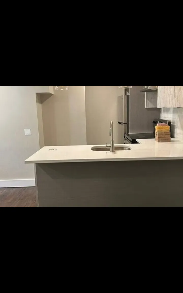 286 S Center St — Photo 1