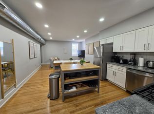 709 Pine St #202, Philadelphia, PA 19106