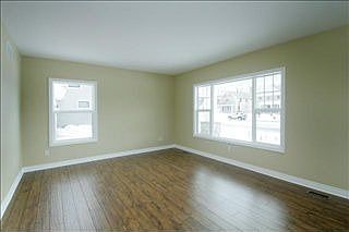 3rd image of 503 Marketplace Blvd