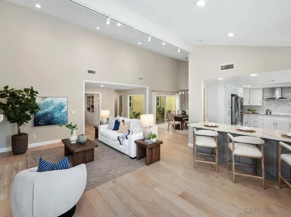 1728 Caminito Ardiente, La Jolla, CA 92037