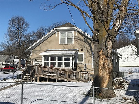 2nd image of 705 Avenue B