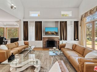 119 S Kilkea Dr, Los Angeles, CA 90048