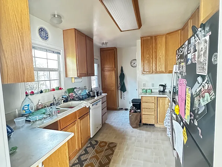 2720 Geneva St — Photo 14