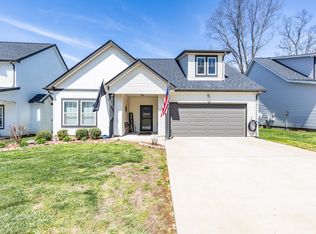 1171 Eagles Nest Ln, Clarksville, TN 37040
