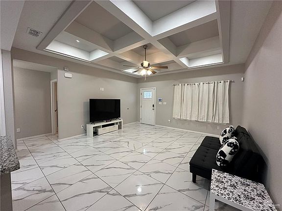 2nd image of 701 E Scurlock Dr