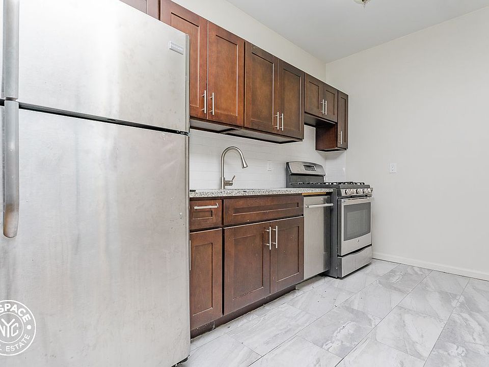 1st image of 961 42nd St APT A7