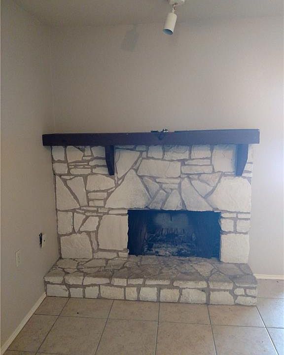 1st image of 1559 Parkview Dr