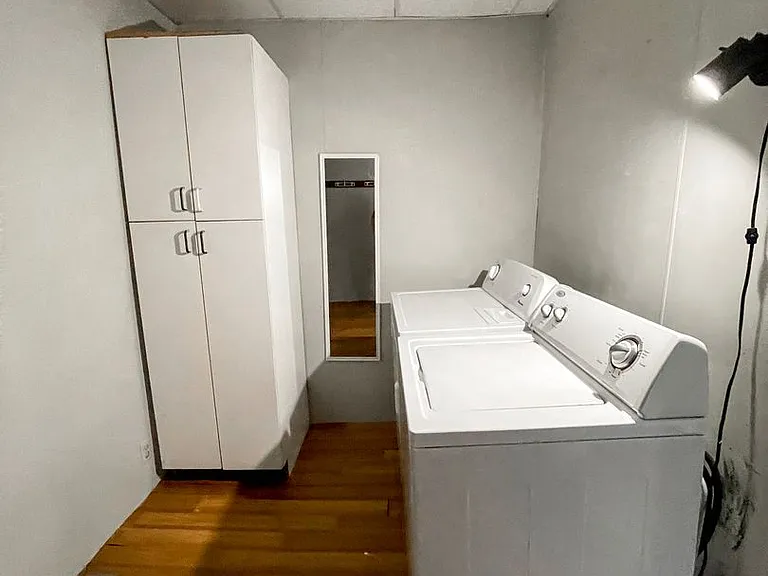2125 W Jackson St — Photo 25