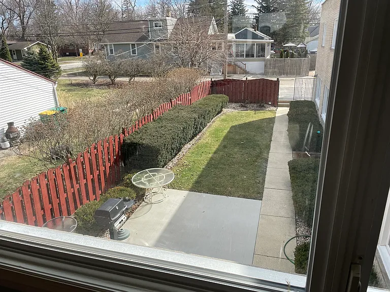 129 W Quincy St #1 — Photo 16
