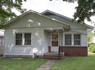 108 E Park St, Pittsburg, KS 66762
