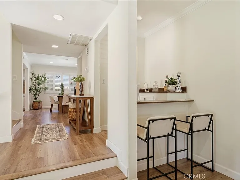 1433 S Beverly Dr — Photo 8