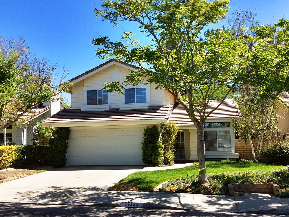 1st image of 27228 Sanford Way