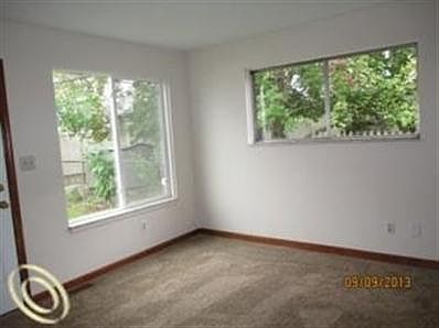 5th image of 30224 Garry Ave