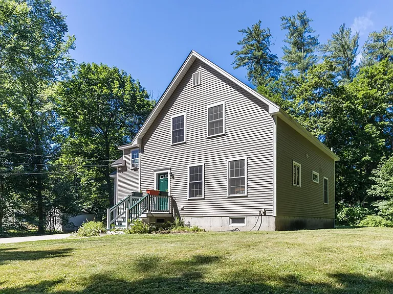 12 Woodside Rd — Photo 31