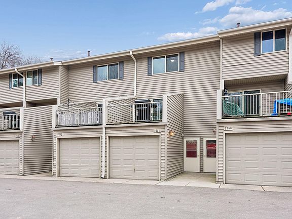 3rd image of 1754 Meadowlark Rd #41754