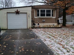 97 Bush Gdns, Alden, NY 14004