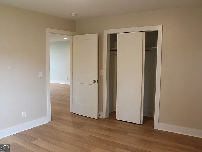5 S Zetterower Ave — Photo 9