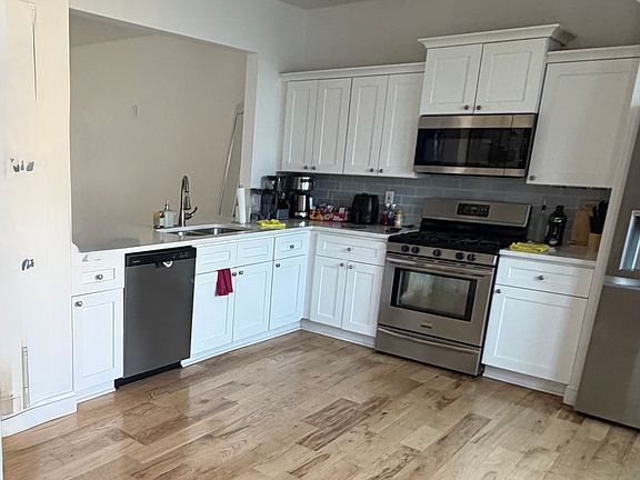 5th image of 4154 Howell Park Rd