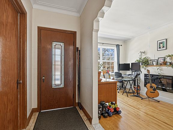 3rd image of 632 Rue De Liage E #636