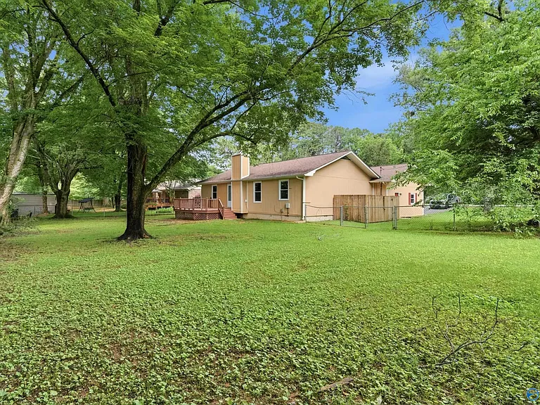 416 Walton Rd — Photo 12