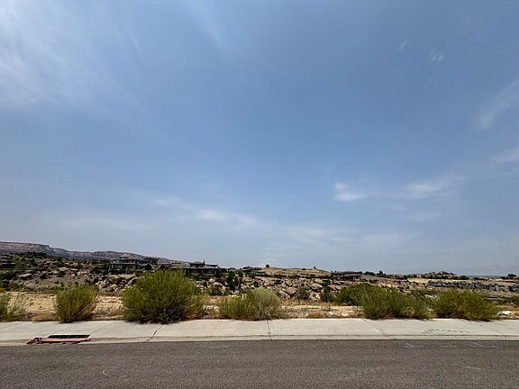 2nd image of 307 Bella Ct