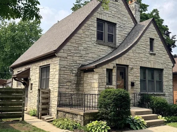 2077 S 107th STREET, Milwaukee, WI 53227