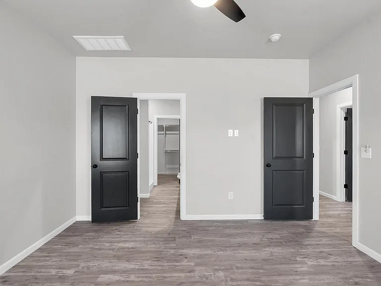 200 Buccaneer Dr — Photo 11
