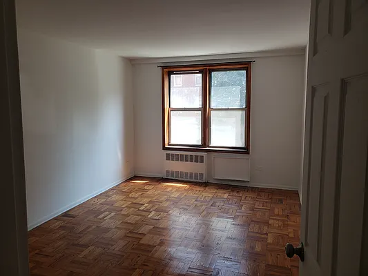 Rented by Mahzari Realty Inc | media 19