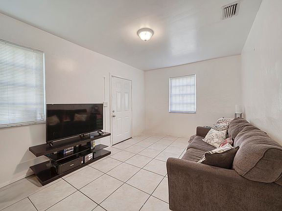 3rd image of 8093 NW 21st Avenue