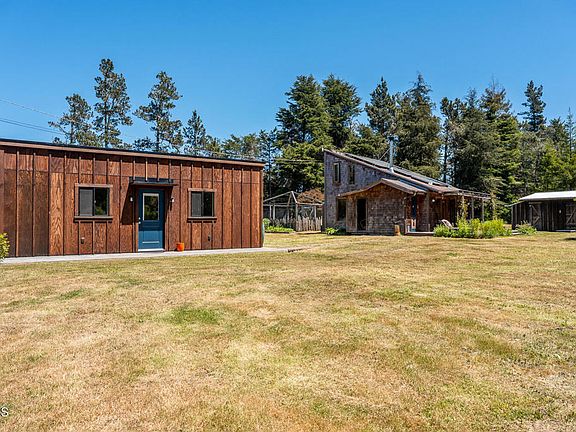 2nd image of 31760 Albion Ridge Rd