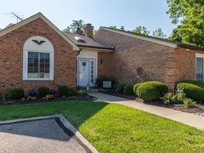 5246 S Eaglesnest Dr, Green Township, OH, 45248