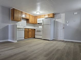408 1st St APT 3, Carnegie, PA 15106