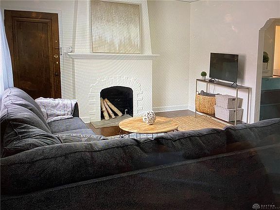 2nd image of 2200 Far Hills Ave APT 11