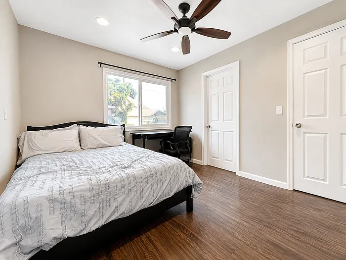 1 bed, 1.0 bath, $1,100 — Photo 2