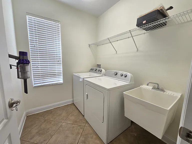 7855 Tuscany Woods Dr — Photo 23