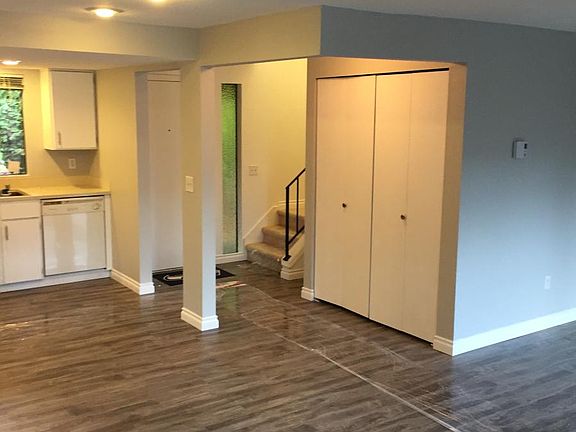 3rd image of 225 N 137th St #225