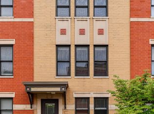 1034 N Kingsbury St, Chicago, IL 60610