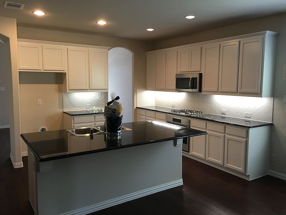 1st image of 2313 Independence Dr