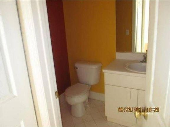 5th image of 2254 NW 171st Ter