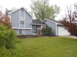 2416 Fairplay St, Aurora, CO 80011