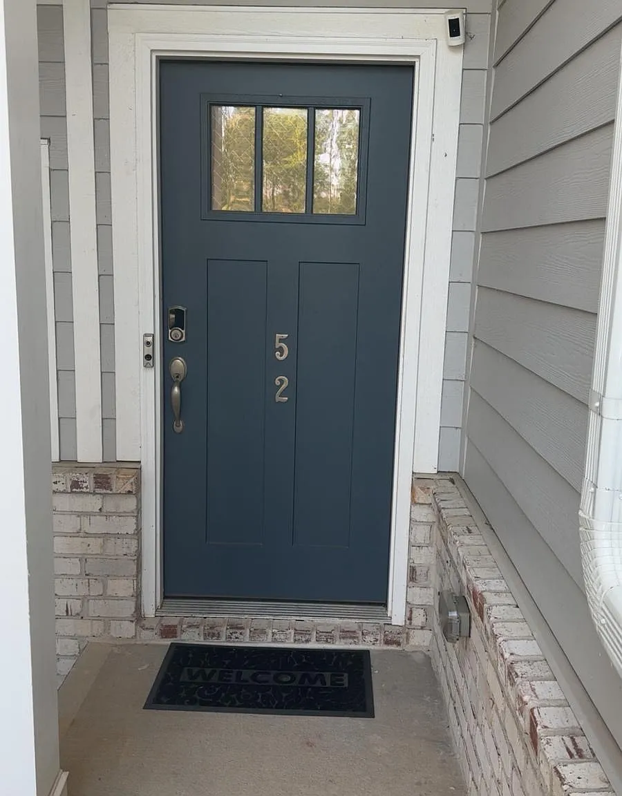 3 bed, 1818 sqft, $2,350 — Photo 2