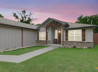 1202 S Willis St, Lampasas, TX 76550