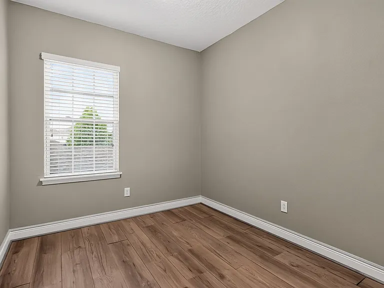 6536 Calamondin Dr — Photo 23