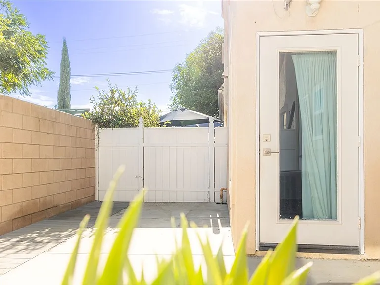8585 Moody St — Photo 37