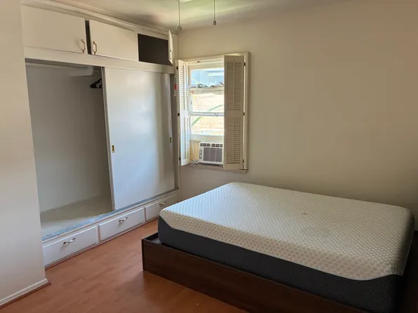 (undisclosed Address), Fullerton, CA 92832