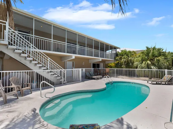 280 14th St, Key Colony Beach, FL 33051